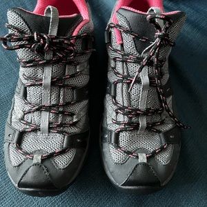 Merrel size 8 Women’s Hiking shoes - Never worn